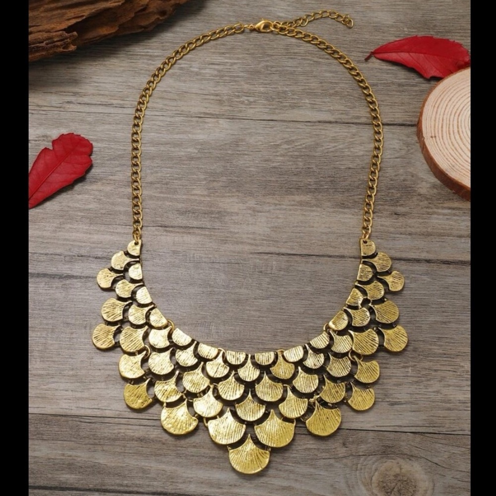 New Golden Gingko Leaf Collar Statement Necklace / Bib Metal Panel Necklace - Picture 12 of 16